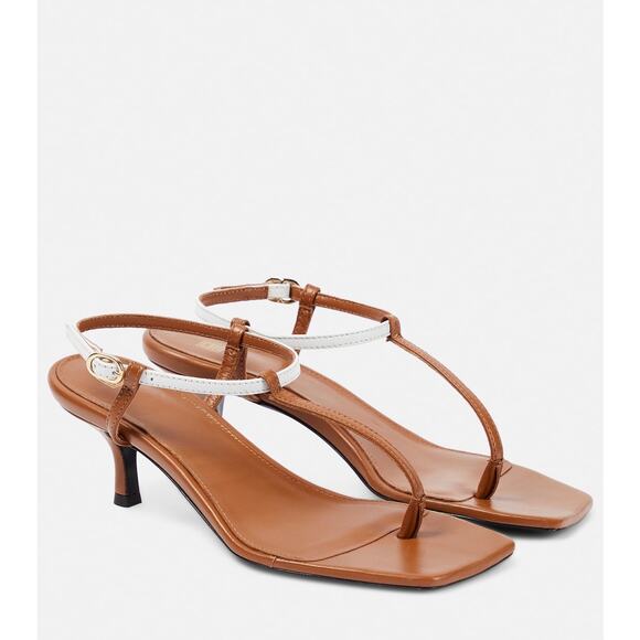 Totême Bicolor Kitten-Heel Sandals Size 37 White Tan Leather Casual Designer - Picture 1 of 14